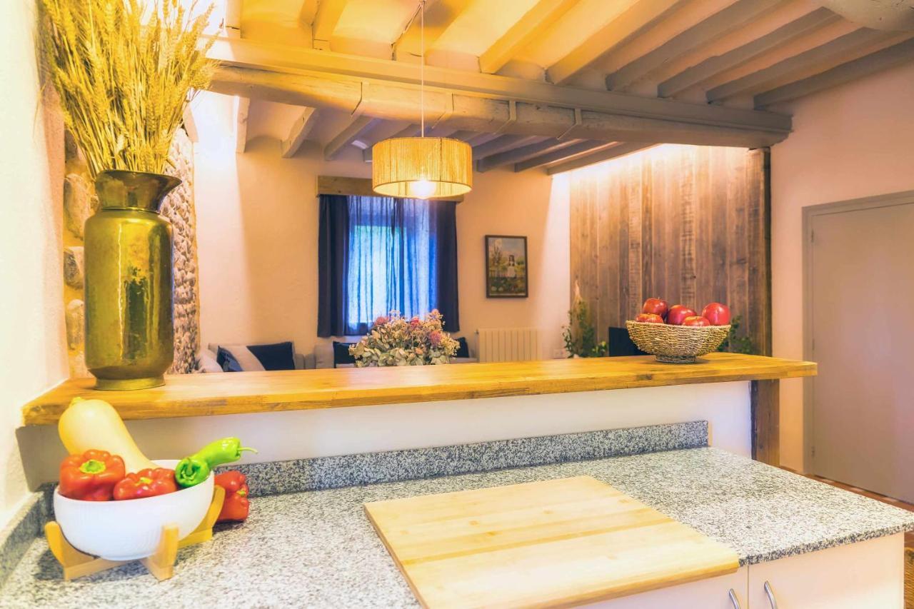 Willa El Molino De Besalu Casa Con Jardin Zewnętrze zdjęcie